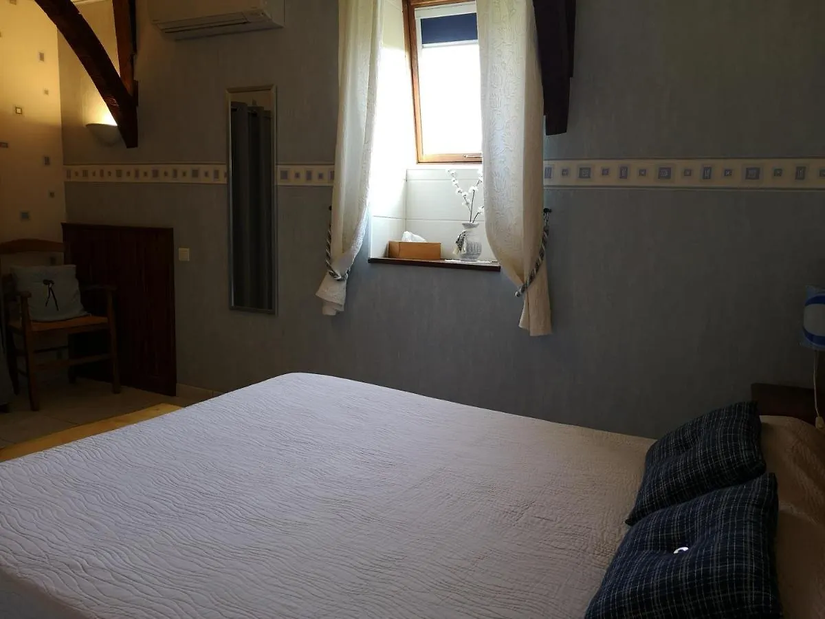 Le Vieux Sechoir Bed and Breakfast Miers